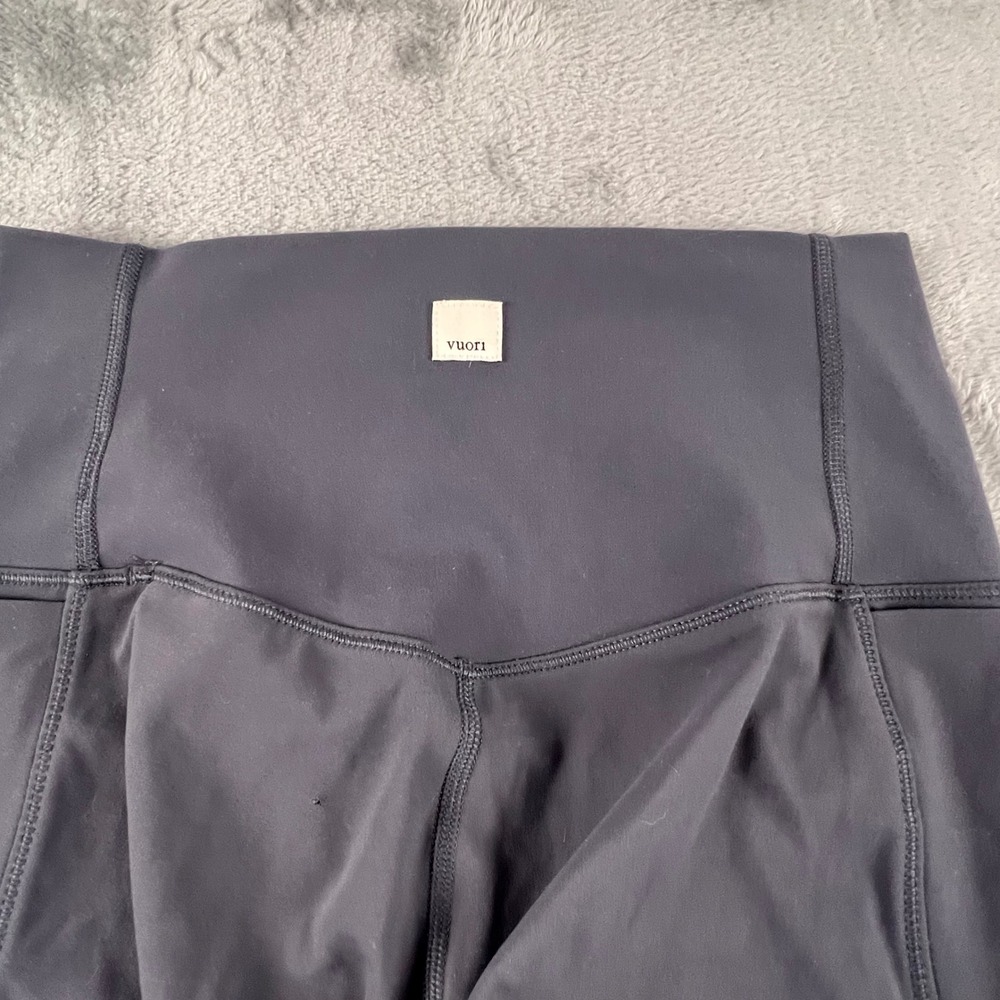 Vuori Leggings Womens XS Gray Studio Pocket High Rise VW446 Athletic Yoga FLAW!! - Picture 3 of 12